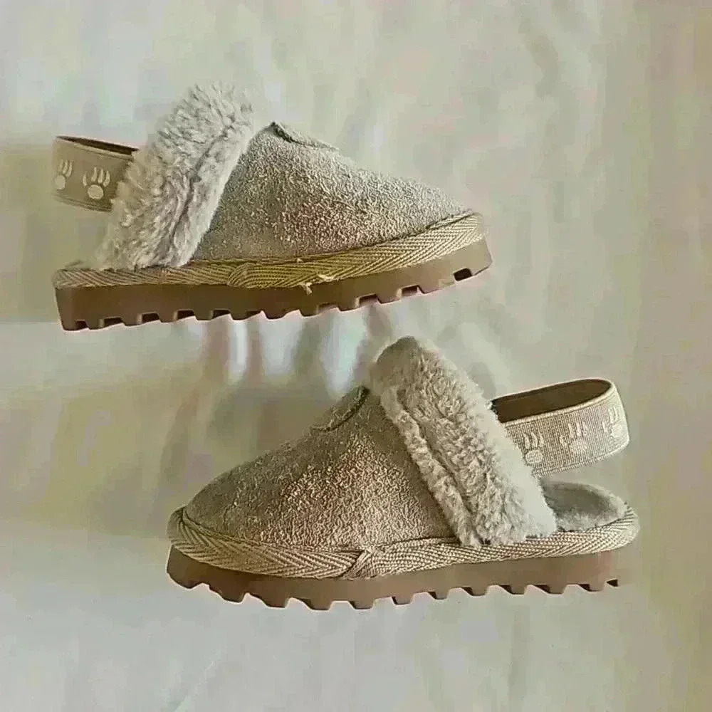 Toddler Bearpaw Slippers - Picture 6 of 6